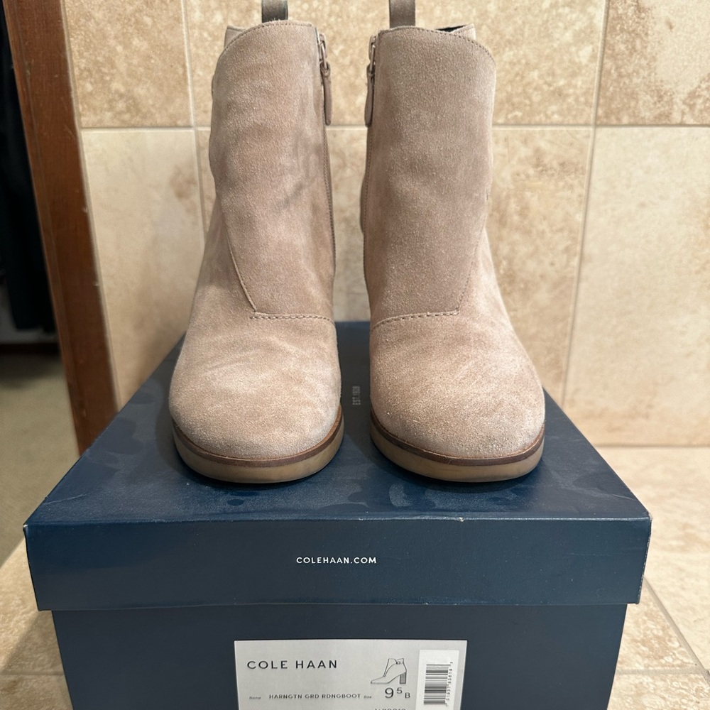 Cole Haan Harrington Grand Riding Booties Ankle Zip Buckle Maple Tan